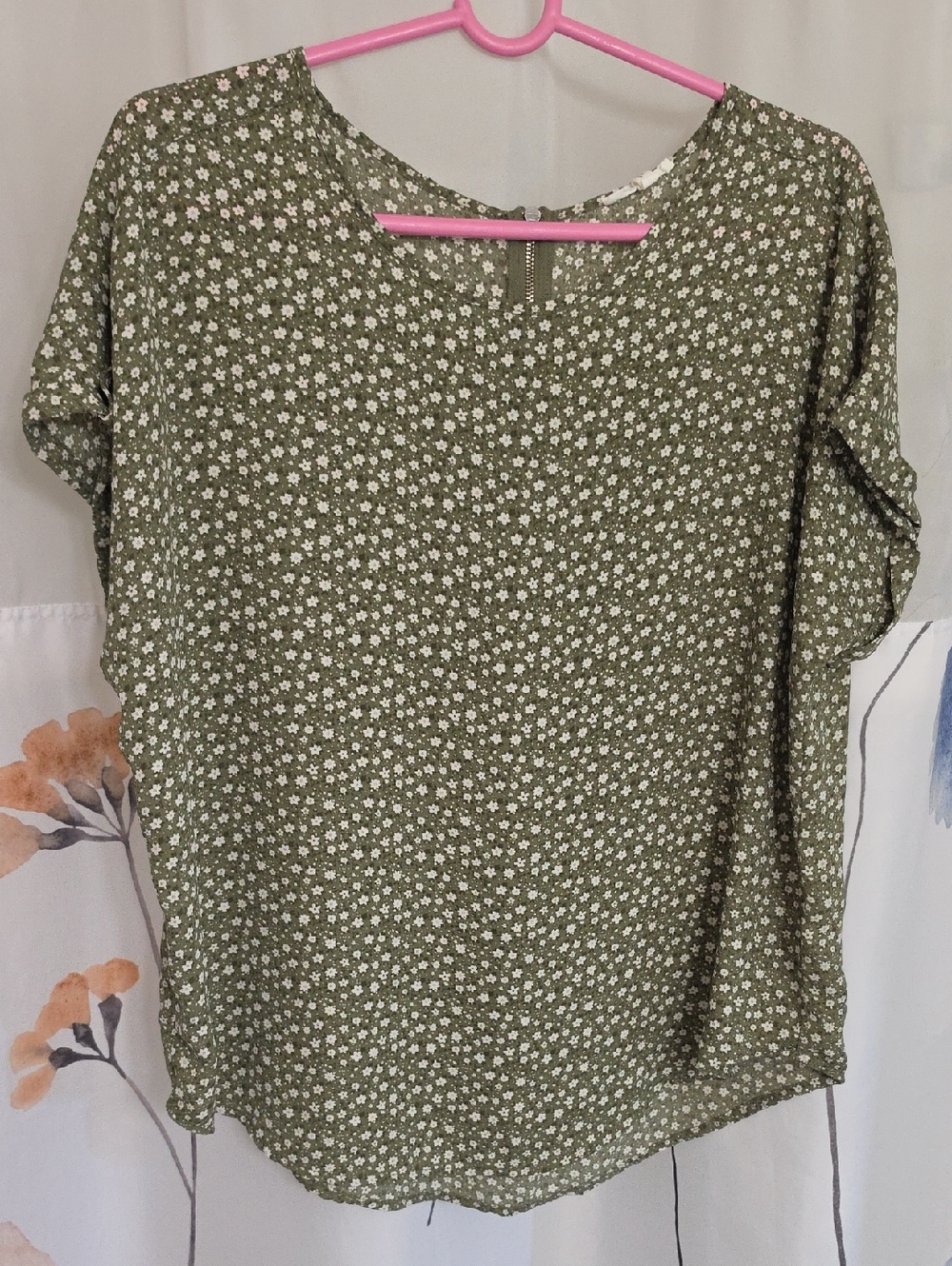 Maurices Olive Green Floral Short Sleeve Top